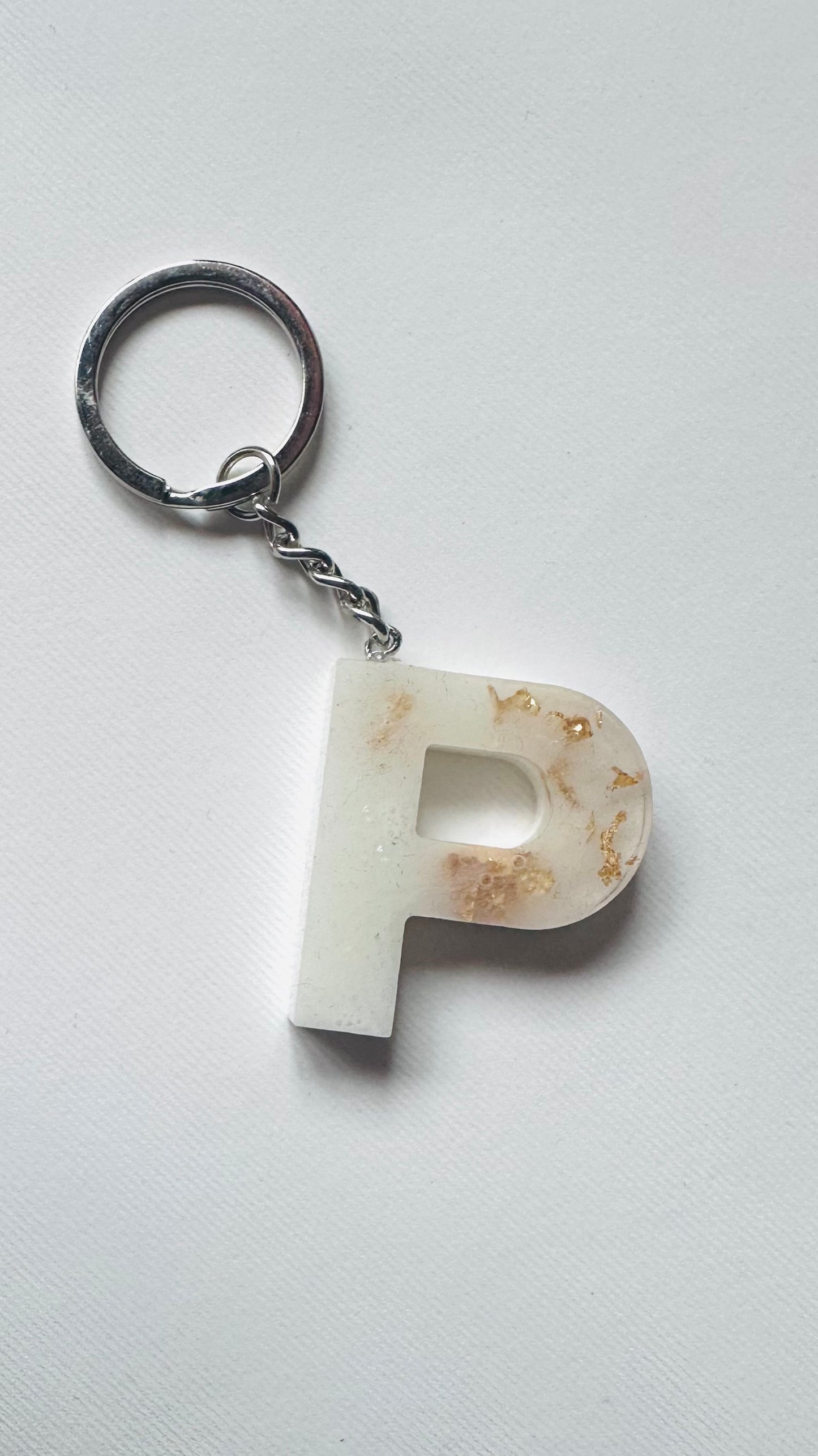 P | Μπρελόκ από Υγρό Γυαλί